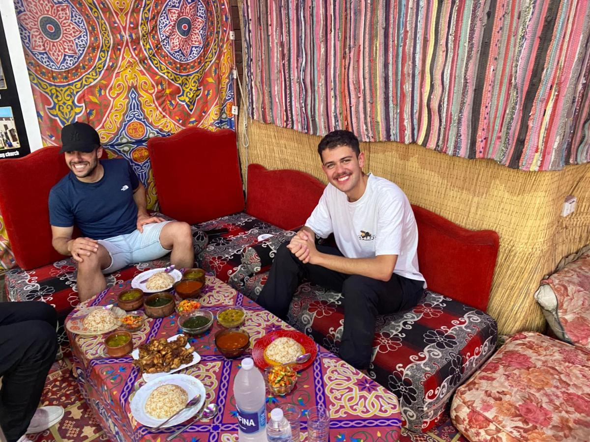 Kafret el-Gabal Jana Pyramids View In 3 B&B 외부 사진