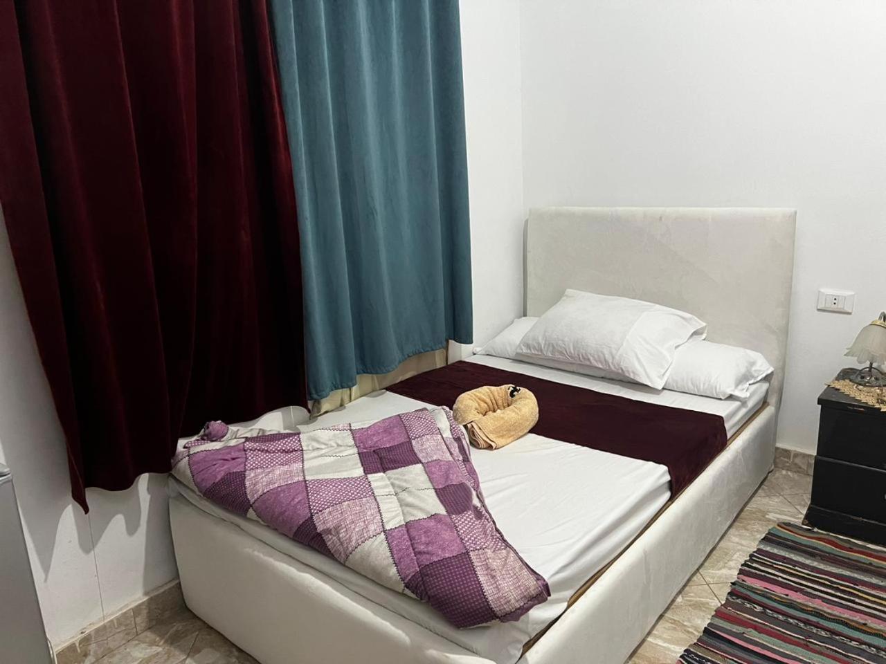 Kafret el-Gabal Jana Pyramids View In 3 B&B 외부 사진
