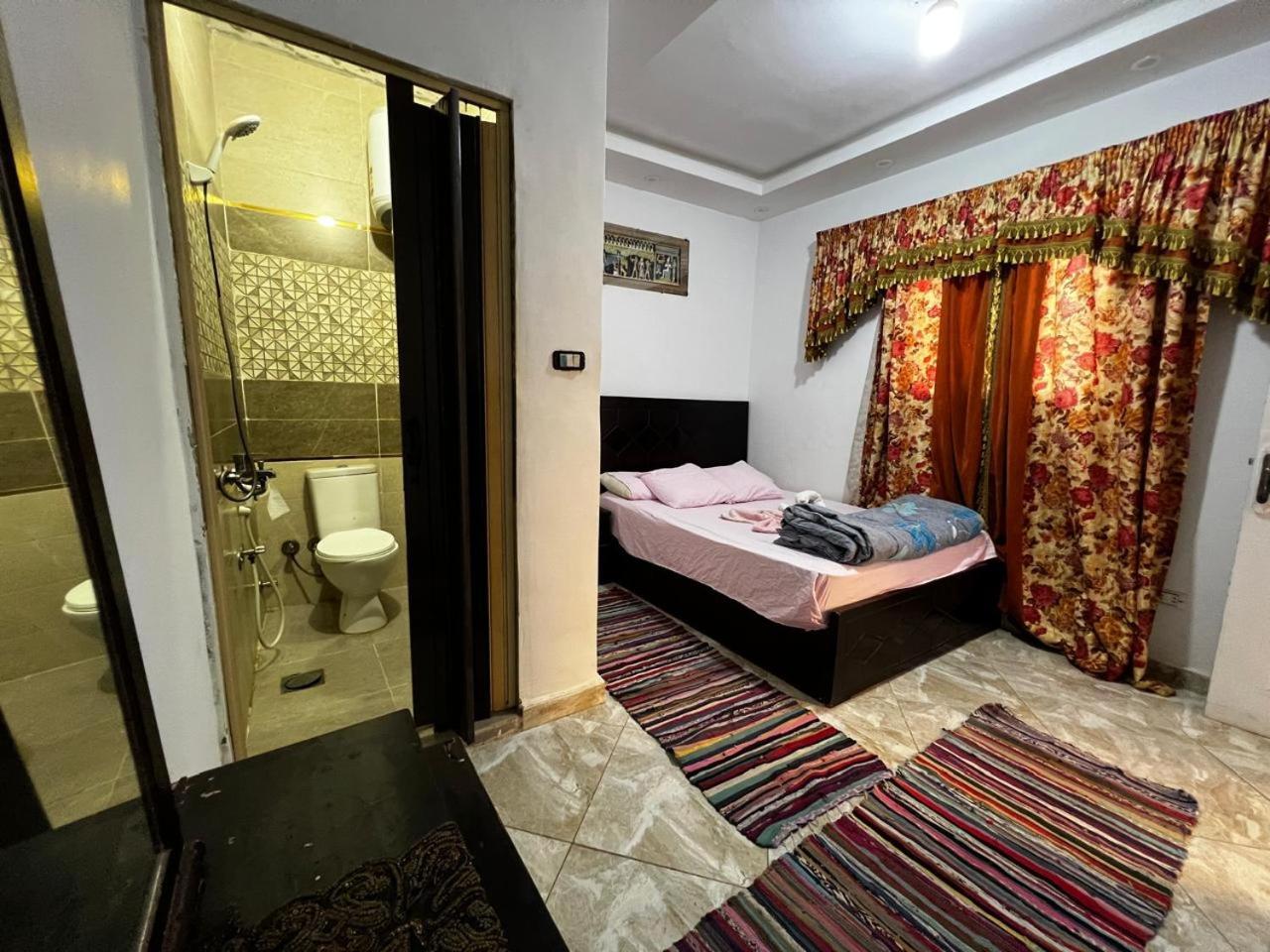 Kafret el-Gabal Jana Pyramids View In 3 B&B 외부 사진