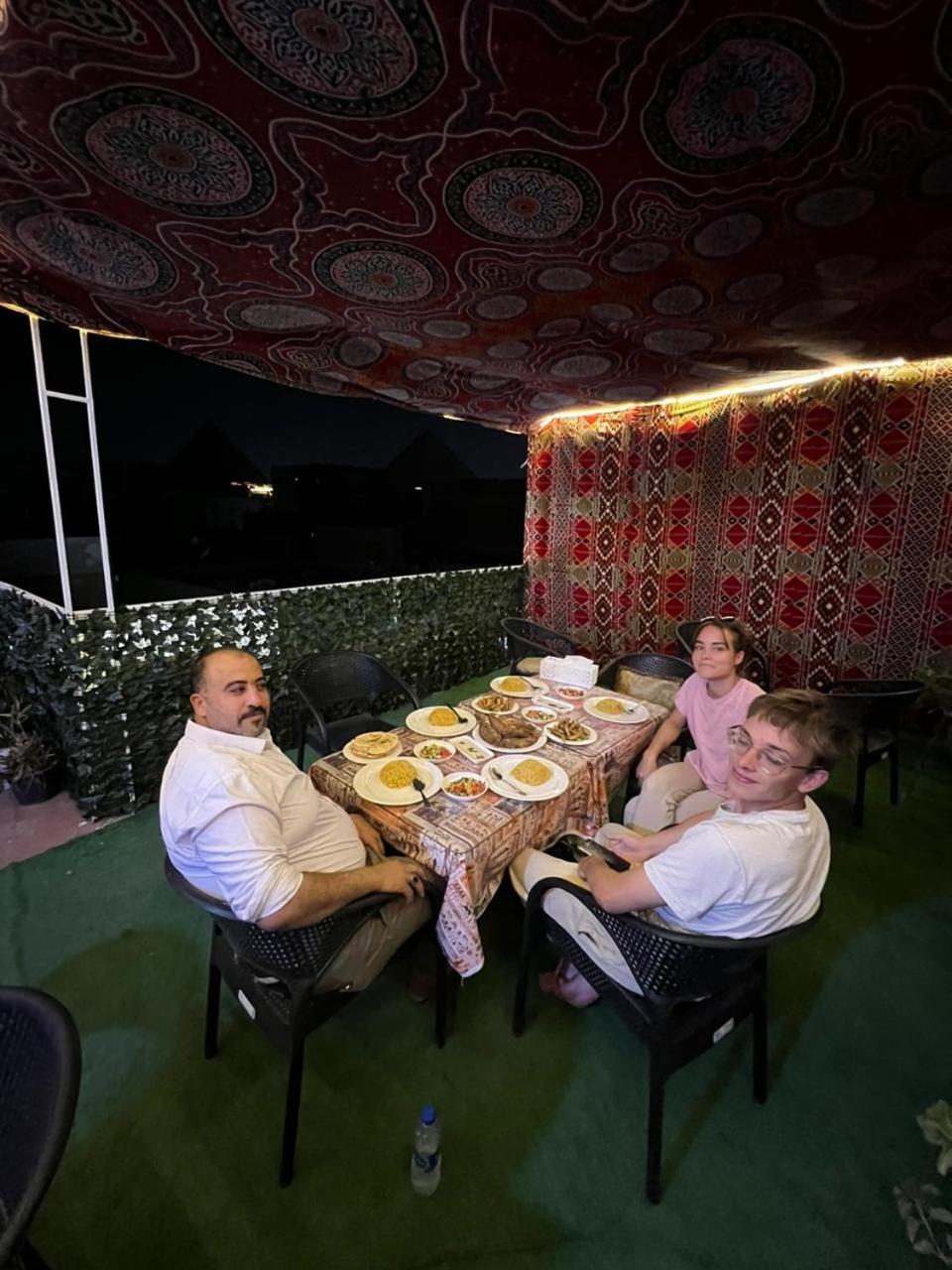 Kafret el-Gabal Jana Pyramids View In 3 B&B 외부 사진