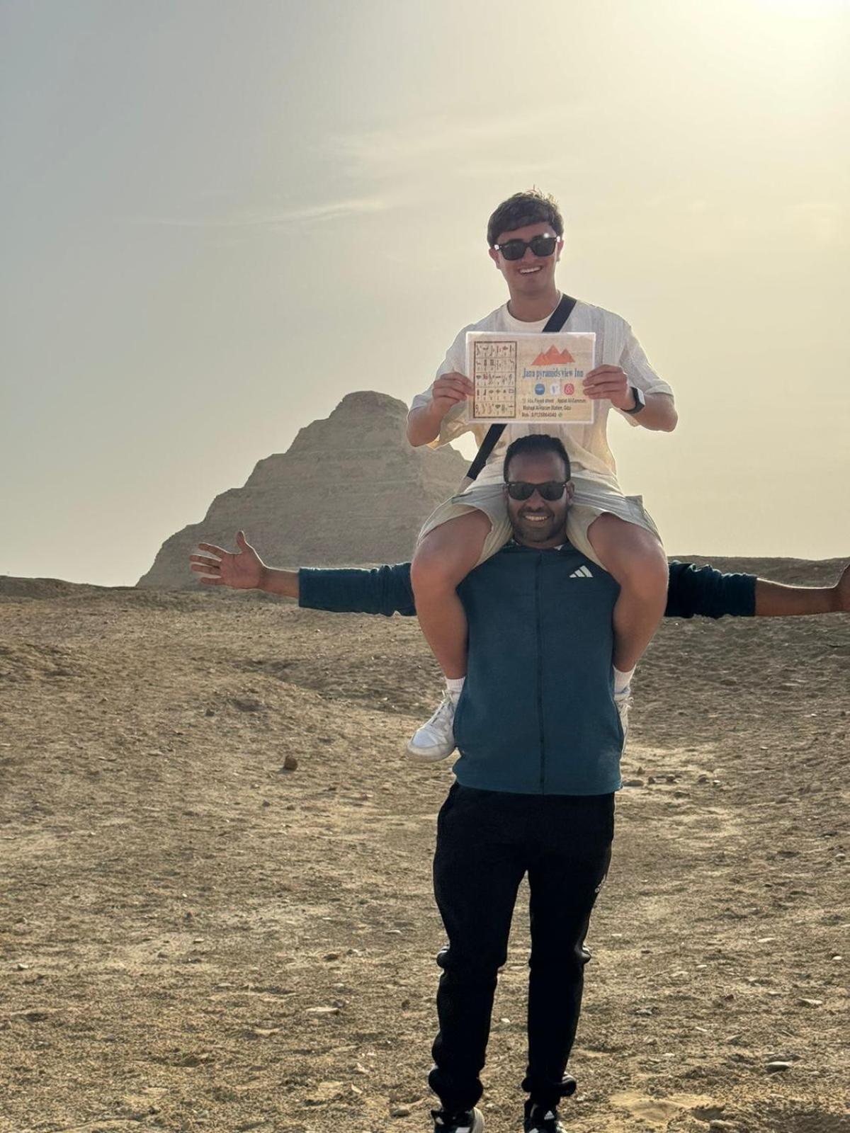 Kafret el-Gabal Jana Pyramids View In 3 B&B 외부 사진